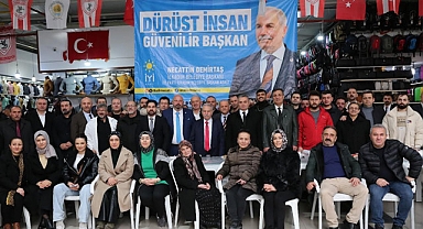 İlkadım Belediye Başkanı Necattin Demirtaş Yabancılar Çarşısı Esnafıyla Buluştu