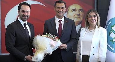 Ak Partili Arınç’tan Ferdi Zeyrek’e Tebrik Ziyareti