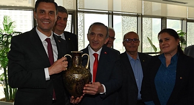 Başkan Zeyrek, MTSO Yönetimini Ağırladı