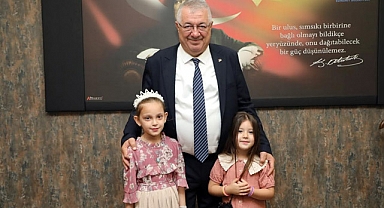 Edremit Belediye Başkanı Mehmet Ertaş'a Bayramda Yoğun İlgi