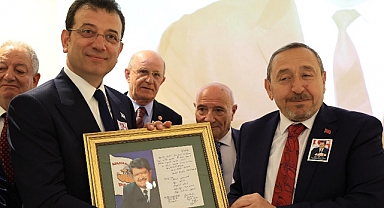İMAMOĞLU TURGUT ÖZAL’I ANMA TÖRENİNE KATILDI