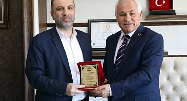 Kavak Belediye Başkanı Şerif Ün Görevi Devraldı