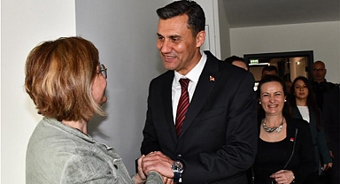 Manisa Büyükşehir Belediye Başkanı Ferdi Zeyrek Göreve Başladı