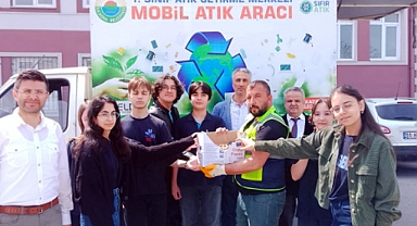 Sosyal Bilimler Lisesi Öğrencilerinden Çevre Dostu Proje