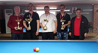 3 Bant Bilardo Turnuvası'nda Dereceye Girenler Ödüllerini Aldı