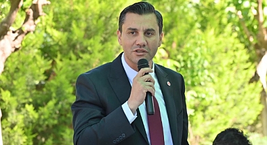 Başkan Zeyrek, Yalınayak yürüyen çocukların sorumlulukları omuzlarımda