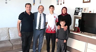 İl Müdürü Feyzullah Dereci, Milli Sporcuları Ziyaret Etti