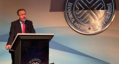 Kasapoğlu: 'Gençlik, Geleceğe Bakış, İyi Oluş' Seminerinde Konuştu