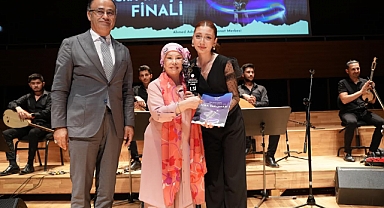 Liseler Arası Türk Halk Müziği Solo Ses Yarışması'nda Ödüller Sahiplerini Buldu