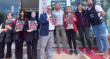 Öğrenciler İlçede Dil Bilincini Geliştirmek İçin Esnaflarla Buluştu