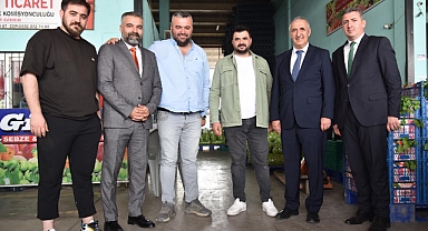 Yeni Hal Sezonu Turgutlu Sebze ve Meyve Hali’nde Dualarla Açıldı