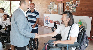 Feyzullah Dereci, Boccia Takımını Ziyaret Etti