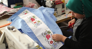 Türk Kızılay’dan 3,544 Depremzede Esnafa 97.8 Milyon Destek