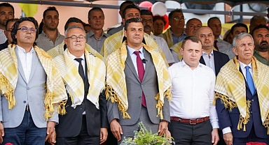 Eşme Kilim Festivali’ne Coşkulu Açılış
