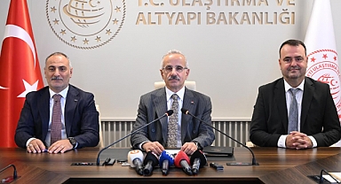 Ulaştırma Bakanı Uraloğlu: İlk Çevre Dostu Türk Bayraklı Gemiler Teşvik Edilecek