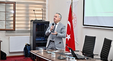 Tire ve Bayındır'da Üreticilere Yeni Destekleme Modeli ve Sözleşmeli Üretim Anlatıldı
