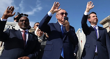 Oruç Reis Sismik Araştırma Gemisi'ni Somali'ye uğurlandı