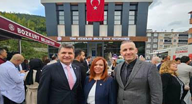 Türk Eczacıları Birliği Bozkurt Halk Kütüphanesi Açıldı