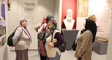 Manisa Büyükşehir Kadınları Sosyal Hayatla Buluşturmaya Devam Ediyor