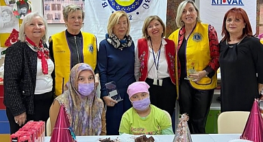 Minik kalpler yeni yılı umut ve neşe ile karşıladı