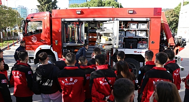 Samsun İtfaiyesi, Öğrencilere Deneyimlerini Aktarıyor