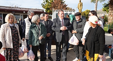 Milas Belediyesi’nin Portakal Dağıtımları Güllük ve Boğaziçi’nde Devam Etti