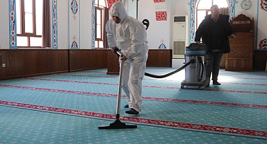 Edremit’te Camiler Ramazan Ayına Hazırlanıyor