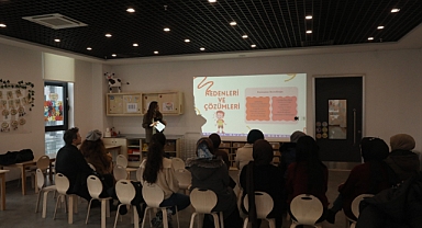 İBB Ebeveyn Okulu Açtı: Çocukların Sağlıklı Gelişimi ve Aile Bilincine Katkı