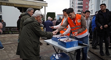 Atakum Belediyesi’nden Vatandaşa Bayram Şekeri İkramı