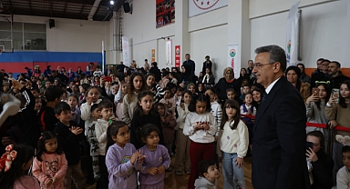 İlkadımlı Minikler Ramazan Çocuk Şenliği’nde Geleneksel Coşkuyu Yaşadı
