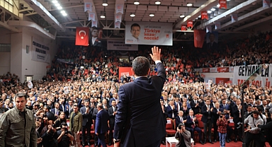 İmamoğlu, Adana’da Coşkulu Karşılandı