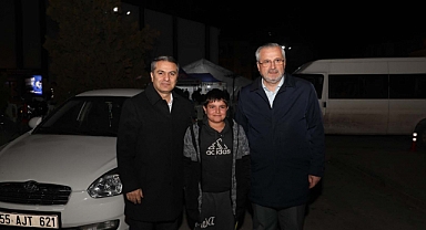 Kaymakam Altınpınar ve Başkan Kılıç, İftar Çadırında Vatandaşlar ile Bir Araya Geldi