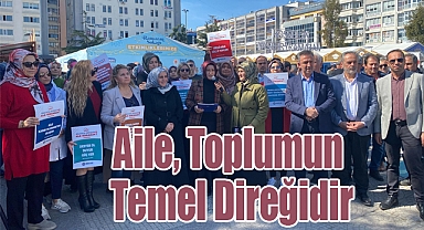 Samsun'da 'Anayasa Değişsin, Aile Korunsun' İmza Kampanyası