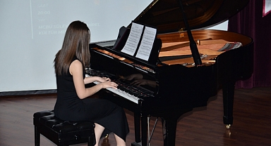 Manisa Güzel Sanatlar Lisesi’nden Genç Yeteneklerle Unutulmaz Piyano Resitali