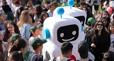 6 Bin Çocuk “Arkadaşım Robot” ile İstanbul’da Hayallerini Gerçeğe Taşıdı