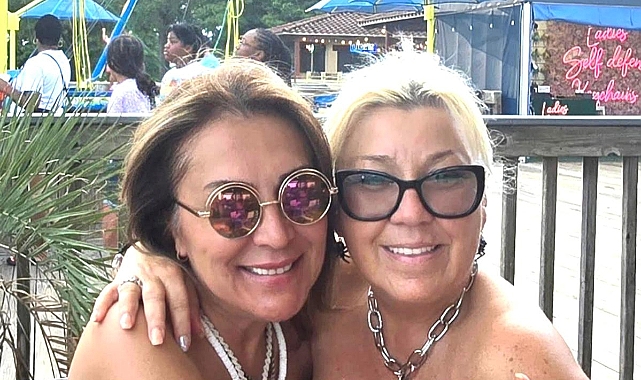 Asuman Dabak'a Amerika'dan Müthiş Onur: Mizah ve Eğlenceye Vasıf!
