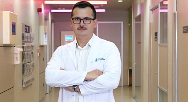 Suya Atlarken İkinci Kez Düşünün: Sığ Suya Dalış Omurga Yaralanmalarını Artırıyor