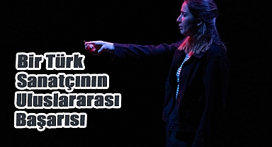 Bir Türk Sanatçının Uluslararası Başarısı: Büke Erkoç, Edinburgh Fringe Festivali'nde