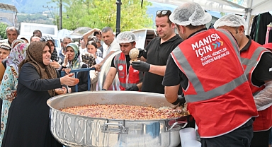 Manisa’da Aşure İkramları Devam Ediyor