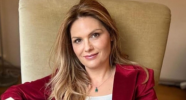 Ebru Erensoy’un Epik Romanı Kanlı Ay: Tarihle Fantastik Yolculuk