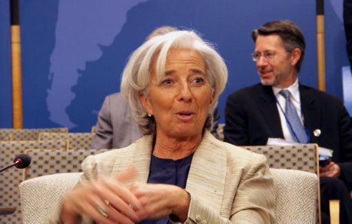 IMF'den büyüme uyarısı