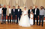 Başkan Karaduman Yeğeni Tuğba Karahan'ı Evlendirdi
