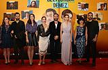 “BEBEK GELİYORUM DEMEZ” FİLMİNİN GALASI YAPILDI