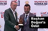 Cumhurbaşkanı Erdoğan'dan Başkan Doğan'a Ödül