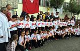 Altınyaprak Ailesi 12 Dev Adam müziği ile coştu