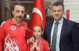 Çarşamba Belediye Başkanı Halit Doğan'a Dünya Şampiyonundan Ziyaret