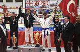 Dünya Üçüncüsü Genç Sporcu, Başkan Tosun’u Ziyaret Etti