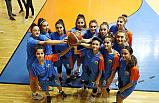İlkadım U18 Bayan Basketbolcuları 3’lük Basketlerle Farklı Skora Gitti