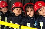 Miniklerden İtfaiye’ye Kutlama Ziyareti