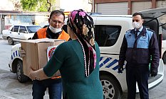 Başkan Telefona baktı, Zabıta ekmek dağıttı
